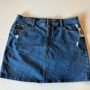 Old Navy Jean skirt new with tags
